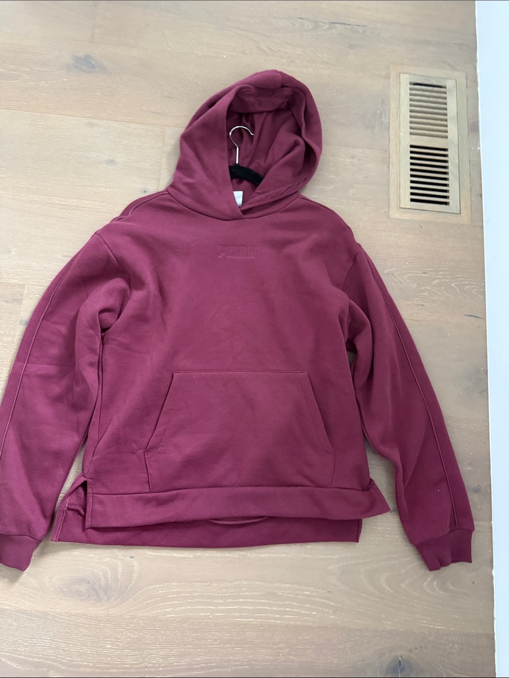 Women’s Hooded Pullover Sweatshirt - Deep Wine with Hand Warmer Pouch -NWOT